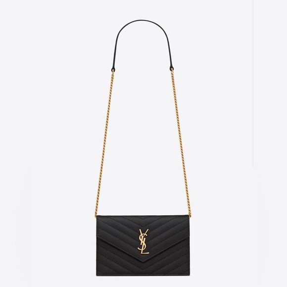 CASSANDRE ENVELOPE CHAIN WALLET IN GRAIN DE POUDRE LEATHER - Picture 1 of 14